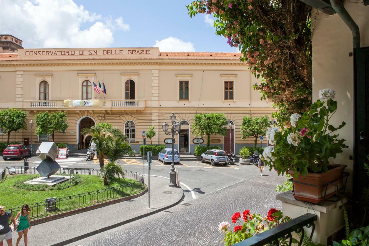 Villa Elisa Holiday Home Sorrento Exterior foto